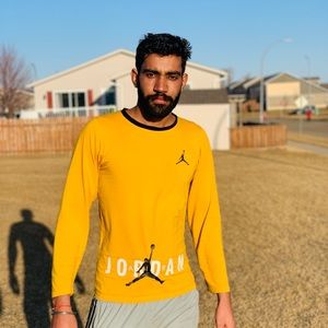 Meet your Posher, Singh